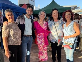 Éxito del Desfile Solidario de AMAC en Albacete: Nueve Mujeres Afectadas por Cáncer Brillan en la Pasarela