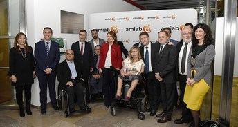Page afirma en la entrega de premios de AMIAB que Albacete tendrá un hospital nuevo la próxima legislatura