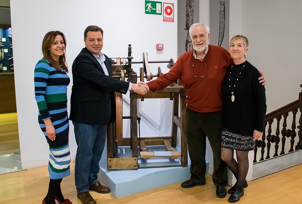 El consejo municipal de personas mayores de Albacete homenajeará en el Día del Mayor al cuchillero albaceteño Amos Núñez