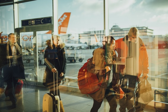 ¿Cómo encontrar aparcamiento barato en el aeropuerto Adolfo Suárez?