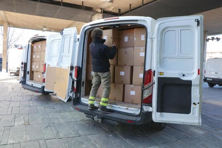 La Junta de Castilla-La Mancha distribuyó 400.000 artículos de protección para sanitarios en la última semana
