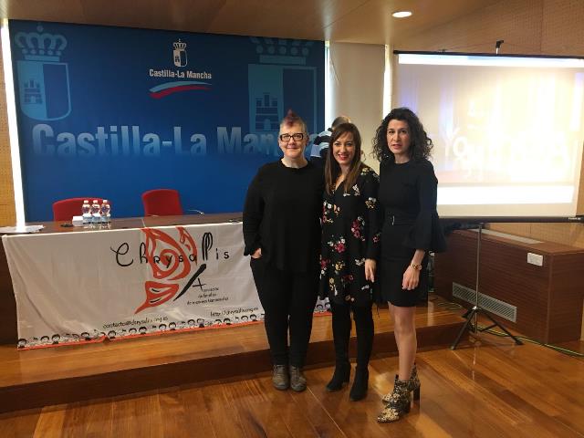 El Instituto de la Mujer de Castilla-La Mancha y la asociación “Chrysallis” destacan el avance en expresión de género