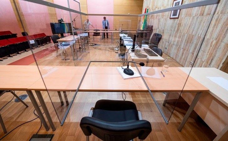 Juzgan este lunes a un acusado de incendio con peligro que prendió fuego a chabolas en Albacete en 2018