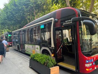 El PSOE denuncia un aumento del 73% en quejas sobre el transporte público urbano en dos años