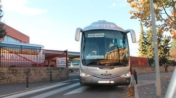 Conductores de autobuses y grúas inician huelga general nacional