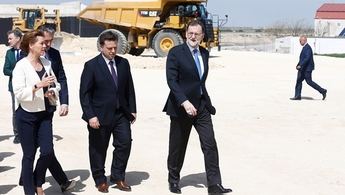 El alcalde reclama que se mantengan los 692 millones de euros que estaban previstos para la A-32, la autovía Albacete-Linares