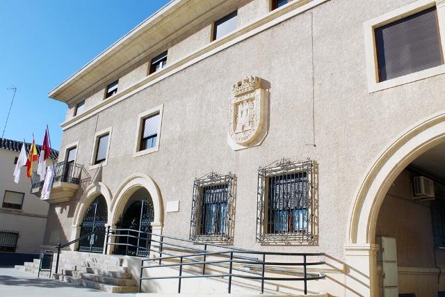 El Ayuntamiento de La Roda aprueba el convenio con la Consejería de Fomento para la gestión de viviendas sociales