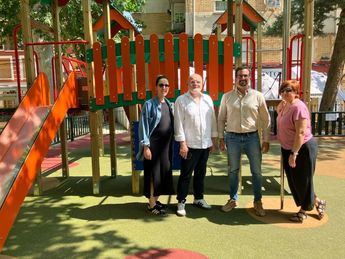Alcalá del Júcar moderniza su parque infantil gracias a una ayuda del Gobierno regional