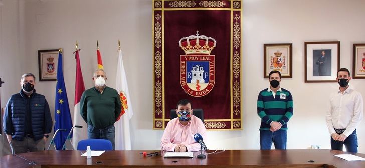 El Ayuntamiento de La Roda incrementará en 3.800 euros el convenio con la Escuela de Fútbol Base