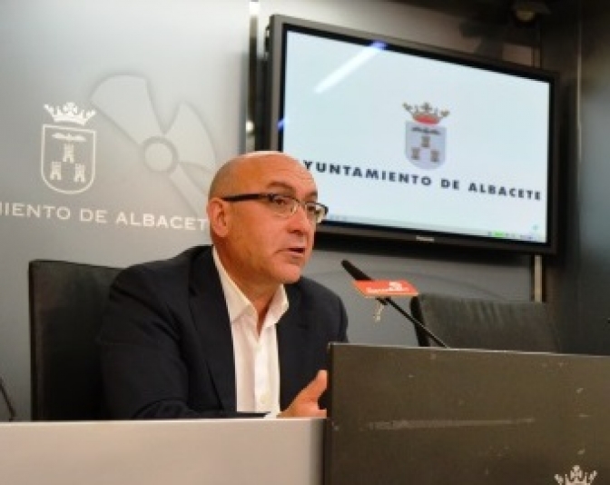 Belmonte señala que la improvisación y prepotencia de Bayod y sus concejales costará al Ayuntamiento de Albacete más de un millón de euros