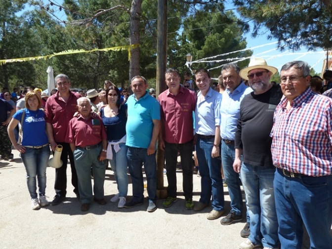 El presidente de la Diputación participó en la romería de Villamalea con motivo de San Isidro