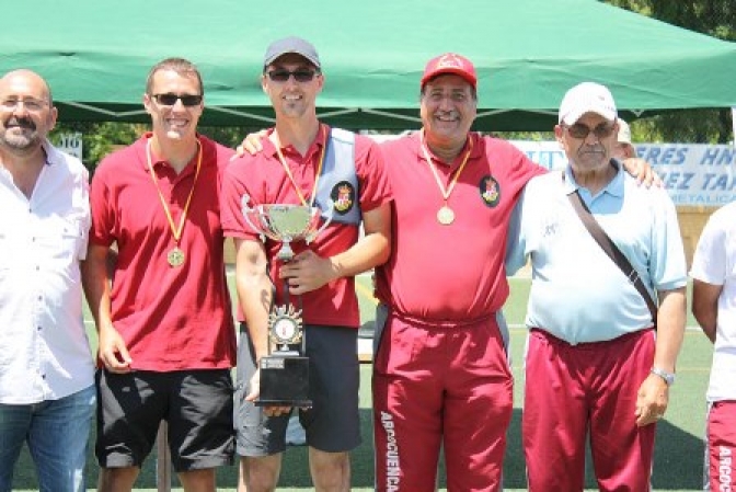 Javier García Breso, profesor de la UCLM, miembro del equipo ganador del III Campeonato regional de Tiro con Arco