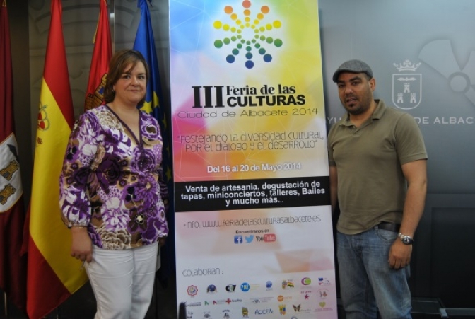 El Ayuntamiento presenta la III Feria de las Culturas ‘Ciudad de Albacete’