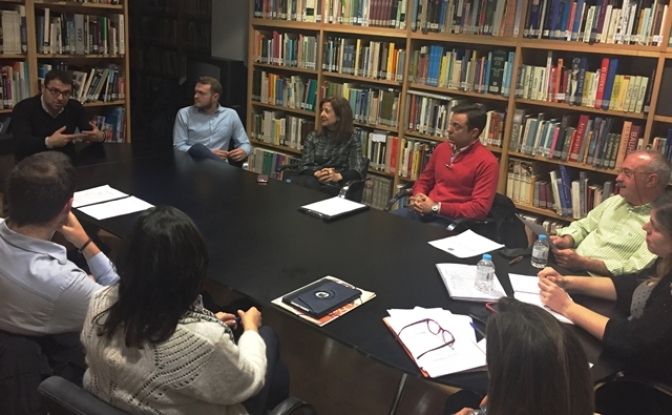 El PSOE de Albacete explica el proyecto de renovación de ‘Las Grilleras’ a Apeca y al colegio de arquitectos