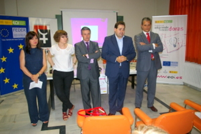 Sesión informativa para las mujeres emprendedores de Almansa