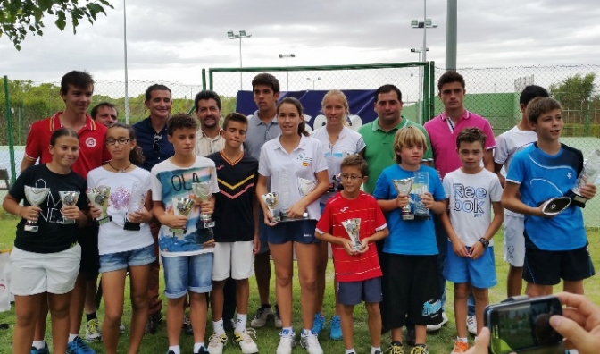 Termina el I Circuito juvenil de Tenis Asisa con la disputa del Máster del Tiro Pichón