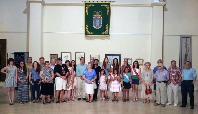 Inaugurada la exposición colectiva de artistas locales en La Roda
