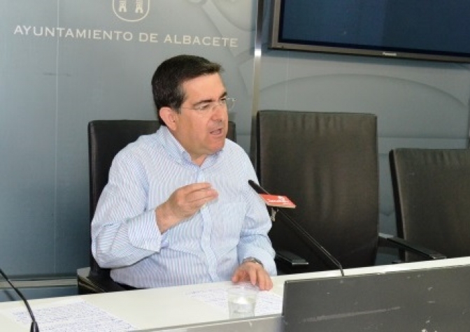 Sotos (PSOE) señala que el cierre de la planta de tratamientos de residuos de Hellín supondrá traer 50.000 toneladas anuales de basura a Albacete