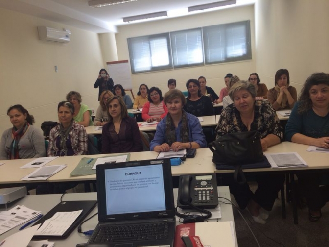 El presidente de la Diputación inaugura los cursos de formación en el ámbito socio sanitario para mujeres en desempleo