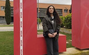 Belén López, albaceteña que estudia en la UCLM, alcanza el puesto 9 en las pruebas MIR a nivel nacional