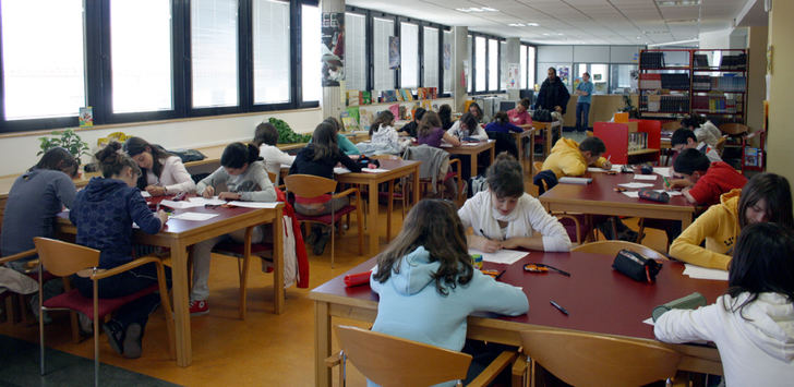 La Roda se prepara para su concurso infantil de dibujo y redacción, relatos cortos juveniles y letras en femenino