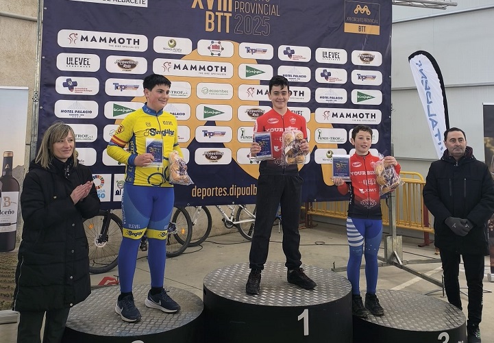 Éxito del Campeonato Provincial de Tenis y Atletismo en Albacete con la participación de más de 200 jóvenes atletas