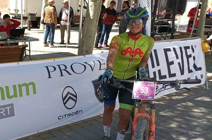 Alfonsi Villar y Juan Moreno sigue sumando victorias en el Circuito de BTT, esta vez en Mahora