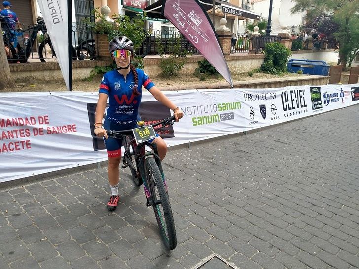 Pedro Jesús Rodríguez e Irene Martí se estrenan en el Circuito de BTT de la Diputación de Albacete