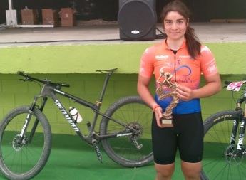 Lucía Navarro, ganadora en Bonete.