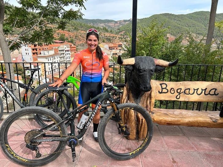 Óscar Carrasco y Lucía Navarro repiten como ganadores en la BTT de Bogarra