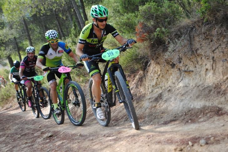 La localidad serrana de Férez pondrá a prueba a los ciclistas del Circuito de BTT de la Diputación de Albacete