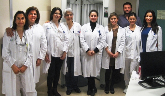 El Hospital de Villarrobledo tiene un nuevo equipo de fototerapia para pacientes con enfermedades cutáneas