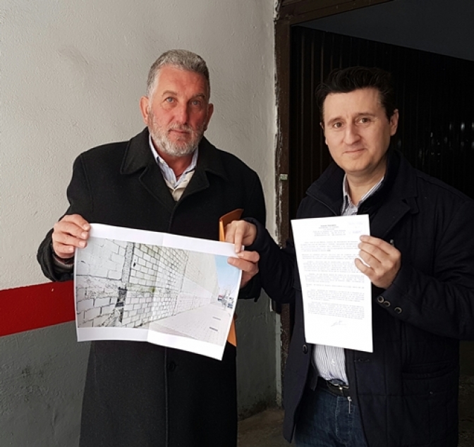 Un grupo de casi 200 vecinos del barrio Cañicas-Imaginalia piden al Ayuntamiento de Albacete que se acondicione el exterior del IFAB