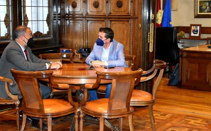 La Diputación de Albacete se suma al ‘UCLM Rural’ y financiará prácticas en pueblos como herramienta contra la despoblación