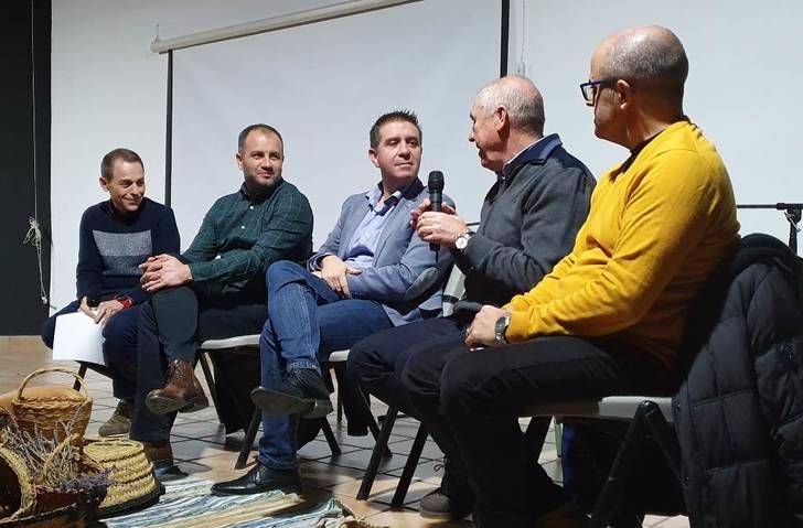 Presentación en Nerpio (Albacete) del libro de Jesús López ‘Viejos caminos, viejas historias’