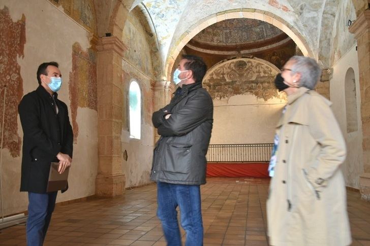 Los trabajos de la EDUSI en el Museo del Tambor de Tobarra consolidan paños pictóricos ocultos desde el siglo XIX