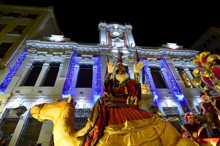 Albacete celebra una Cabalgata de Reyes histórica con 60.000 asistentes