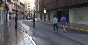 Castilla-La Mancha adelantará el toque de queda a las 10 de la noche y puede cerrar bares, centros comerciales y gimnasios
