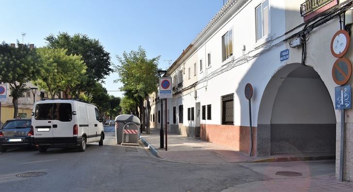 Cuatro espejos de tráfico mejorarán la visibilidad en los cruces con la calle Paz, en Albacete
