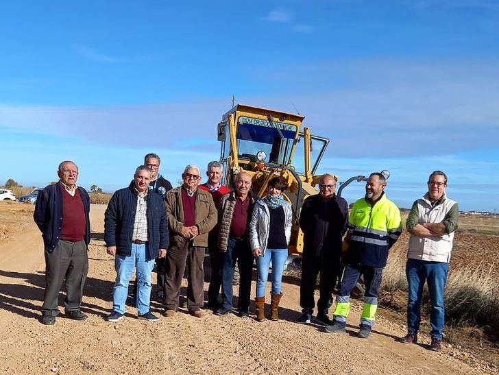 El Ayuntamiento de Albacete inicia la reparación de 16 kilómetros de caminos en el entorno de la pedanía de El Salobral