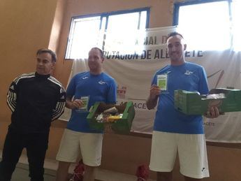 Fulgencio y Francisco López Tormo se coronan campeones en el Circuito Provincial de Frontenis en Villamalea