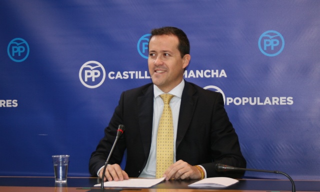El PP de Castilla-La Mancha pide otra vez explicaciones por el escándalo de los médicos sin homologación