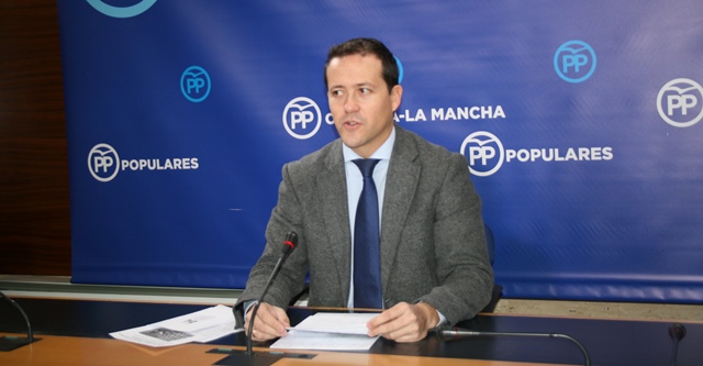 Velázquez, esta mañana en rueda de prensa hablando de sanidad.