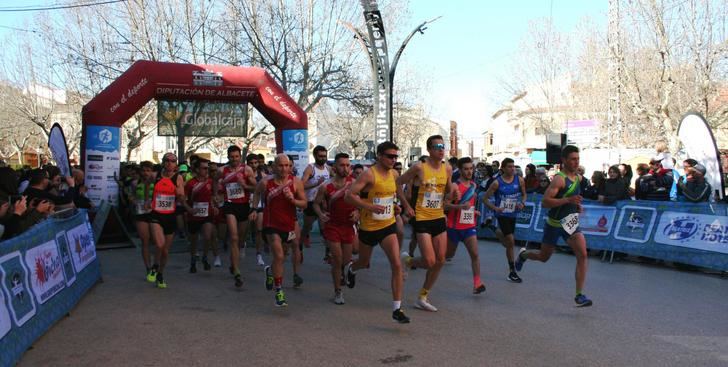 Guillermo Parra y Carmen Risueño se impusieron en la Carrera Popular de Casas Ibañez