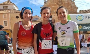 Andrés Micó y Carmen Risueño ganadores de la Carrera Popular de Chinchilla