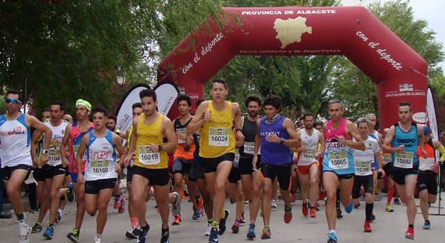 Eva Moreno y Jesús Ángel Rodríguez volvieron a ganar la Carrera Popular de Aguas Nuevas