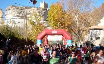 Carmen Risueño y José Ángel Leal ganaron la Carrera Popular de Alcalá del Júcar