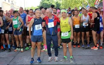 Andrés Micó vuelve a ganar en la Carrera Popular de Caudete y suma 12 triunfos