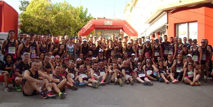 María Ángeles Magán y Hassane Ahouchar ganan la carrera de Las Tres Leguas de Villamalea