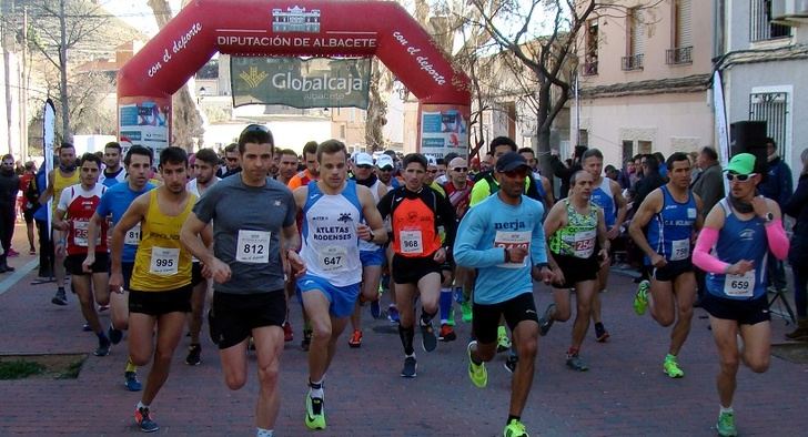 La Carrera Popular de Elche de la Sierra premiará a los atletas que mejoren el tiempo de los ganadores